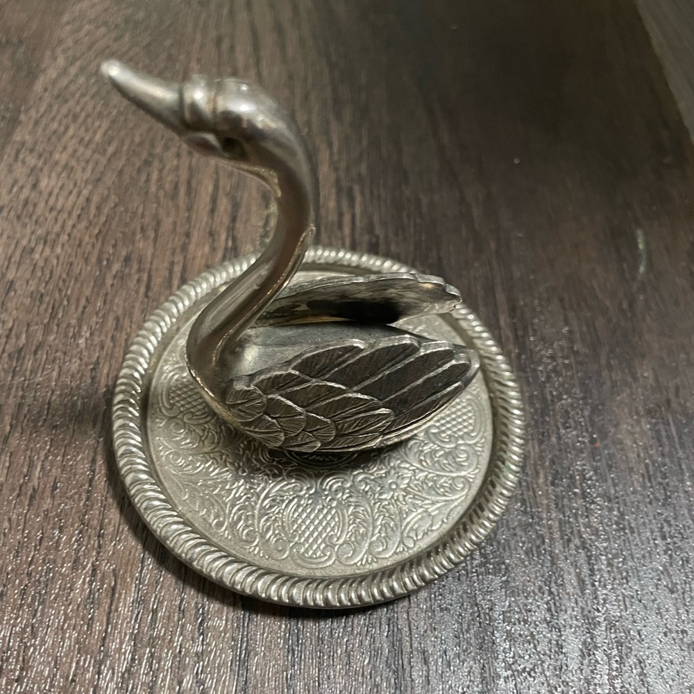 Elegant Silver Swan Trinket Holder